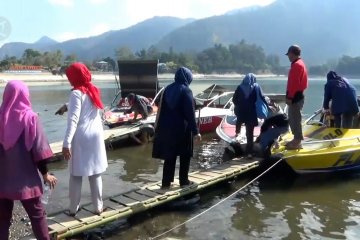 Air Telaga Sarangan menyusut, omzet sewa perahu motor menurun