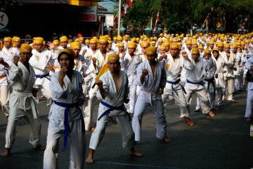 Ribuan karateka pecahkan rekor MURI di Banjarmasin