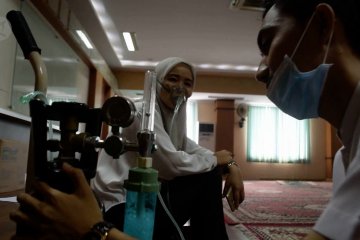 Udara di Riau berbahaya, pasien digratiskan