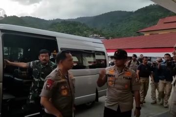 Kapolri dan Panglima TNI akan berkantor di Jayapura hingga situasi aman