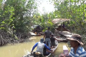 Tambang ilegal rusak ekosistem dan mata pencaharian nelayan Sungai Baturusa