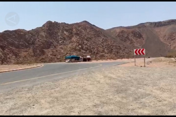 Berwisata ke destinasi unik Jabal Magnet