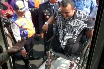 Kota Bandung kini punya bus ramah disabilitas