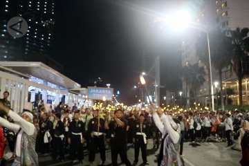 Pawai Obor ramaikan Bundaran HI