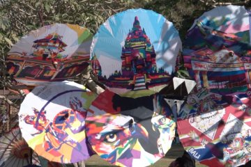 Festival payung jadi daya tarik wisatawan Candi Prambanan