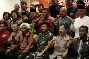 Panglima TNI dan Kapolri rangkul tokoh lintas  agama damaikan Papua