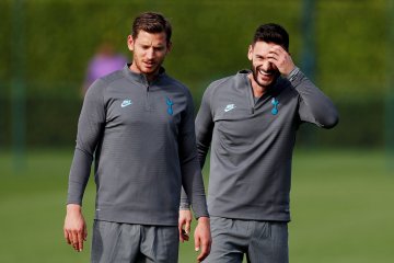 Vertonghen tak terganggu spekulasi nasibnya di Spurs