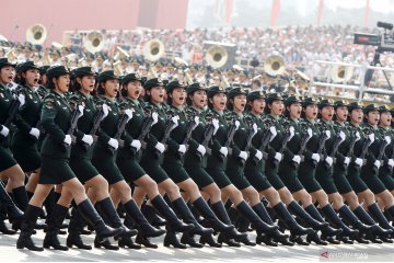 Parade militer HUT ke-70 China