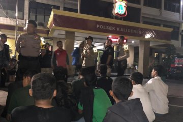 Polsek Kalideres pulangkan pelajar hendak demo di DPR