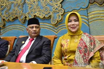 Gubernur minta anggota DPR dan DPD asal Gorontalo berikan yang terbaik