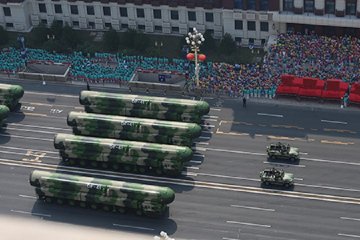 China pamerkan rudal antarbenua mutakhirnya di Parade Hari Nasional