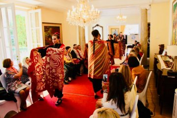 Hari Batik diperingati di Roma dan Budapest