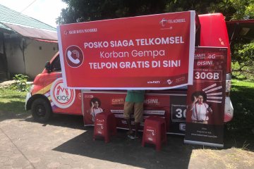 Telkomsel Ambon buka posko layanan telepon gratis