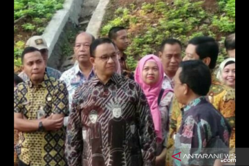 Anies akan bangun 53 taman berkonsep taman bermain