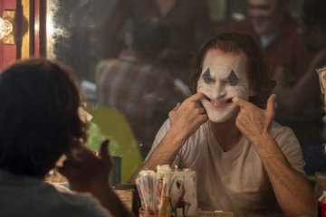 "Joker" masih tertawa di puncak box office