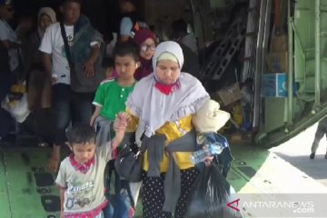 50 pengungsi dari Wamena tiba di Magetan