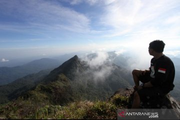 Menjajal wisata tak biasa di Pegunungan Meratus