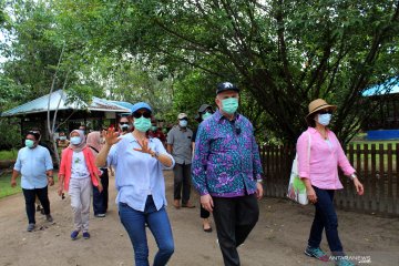 Dubes AS kunjungi Pusat Rehabilitasi Orangutan Ketapang
