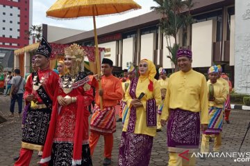 Festival arakan pengantin sambut ulang tahun Pontianak ke-248