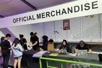 1.000 lebih kaos Shawn Mendes ludes terjual