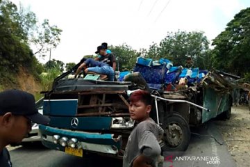 Enam penumpang tewas dalam kecelakaan maut di Kuantan Singingi Riau