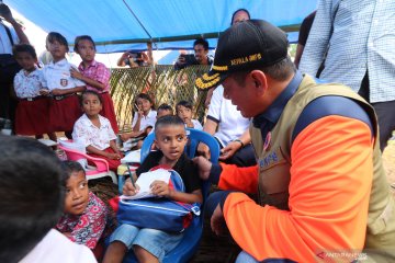 Kepala BNPB tinjau sekolah di pengungsian