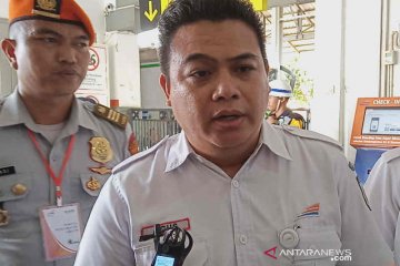 KAI Cirebon imbau warga tak melakukan pelemparan batu ke kereta