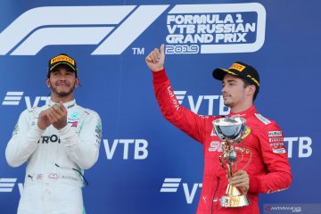 Hamilton pandang Leclerc pebalap nomor satu Ferrari