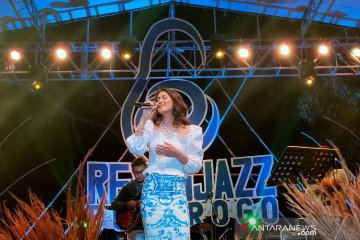 Sierra Soetedjo tampil manis di Reyog Jazz Ponorogo