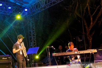 Reyog Jazz Ponorogo kenalkan pianis muda Jacob Jayasena