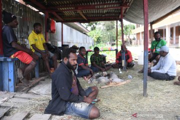 Warga bangun posko keamanan swadaya di Wamena