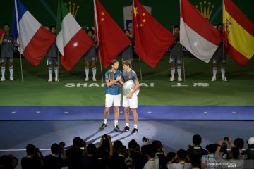 Medvedev lumat Zverev untuk rengkuh gelar Shanghai Masters 2019