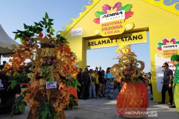 Festival pesona Adira Finance Makassar suguhkan kekayaan budaya lokal
