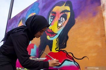 Seniman graffiti perempuan Indonesia gelar Ladies on Wall 2019