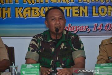 TNI AD restorasi sungai di Lombok Barat