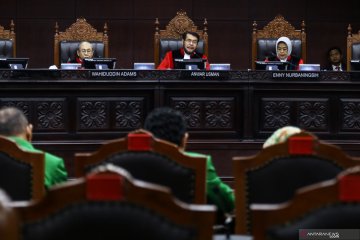 Sidang pendahuluan uji formil UU KPK