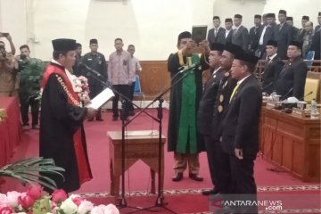 Gubernur Aceh terbitkan SK ketua dan wakil ketua DPRK Aceh Barat