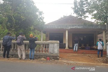 Sepasang suami istri terduga teroris ditangkap di Gunungpati