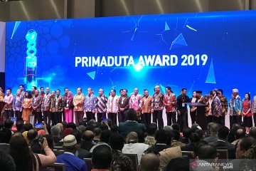 Pemerintah anugerahkan Primaduta Award kepada pembeli produk Indonesia