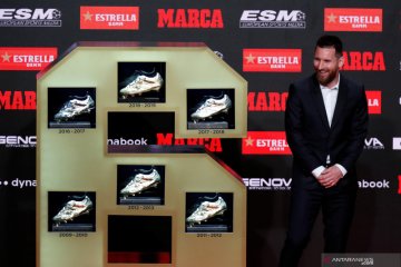 Lionel Messi sabet Sepatu Emas keenam