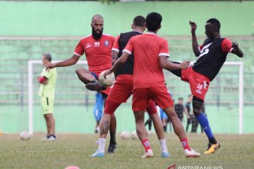 Arema FC lolos verifikasi lisensi AFC tanpa syarat