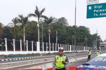 Akses keluar Tol Slipi ditutup imbas rencana demonstrasi