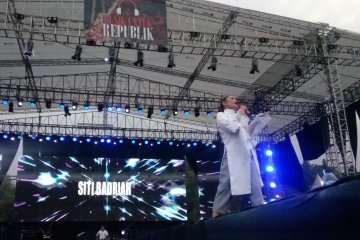 Siti Badriah suarakan perdamaian di konser Musik Untuk Republik