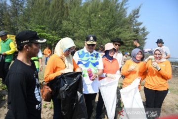 77 persen kawasan pesisir pantai Jawa Tengah rusak