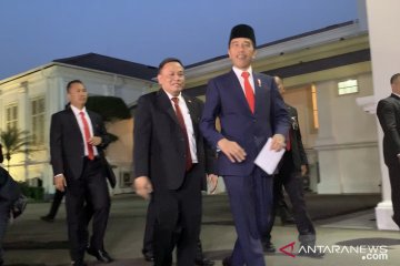 Jokowi sebut pelantikan presiden sederhana menyesuaikan situasi