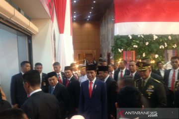 Jokowi-Ma'ruf bertemu JK bersama pimpinan MPR usai pelantikan Presiden