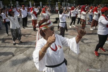 Pesta budaya sambut pelantikan presiden dan wapres