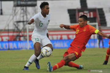 Pemain timnas U-19 Braif Fatari tambah porsi latihan di pantai