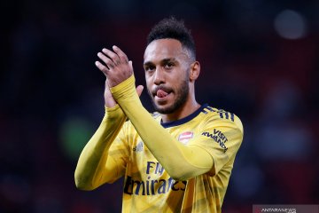 Pierre-Emerick Aubameyang yakin Arsenal bisa finis empat besar