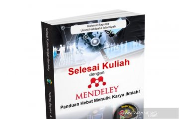 Trainer Internasional gratiskan buku untuk Peringati Hari Santri!